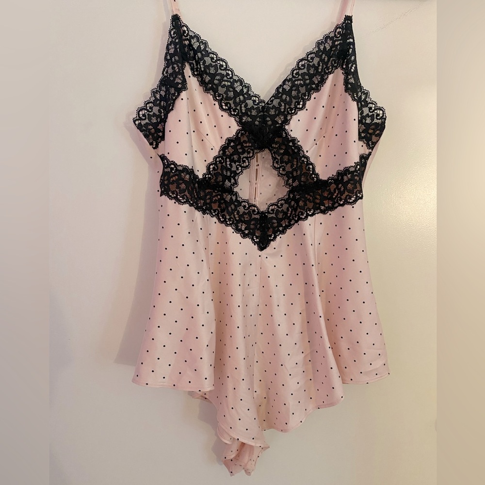 Vintage style intimate
